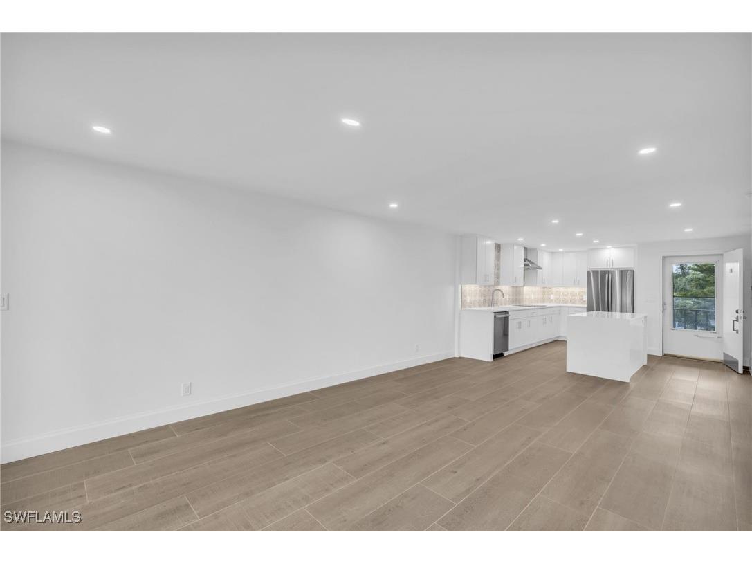 1085 Forest Lakes Drive #8303 Naples FL 34105 225080008 image13