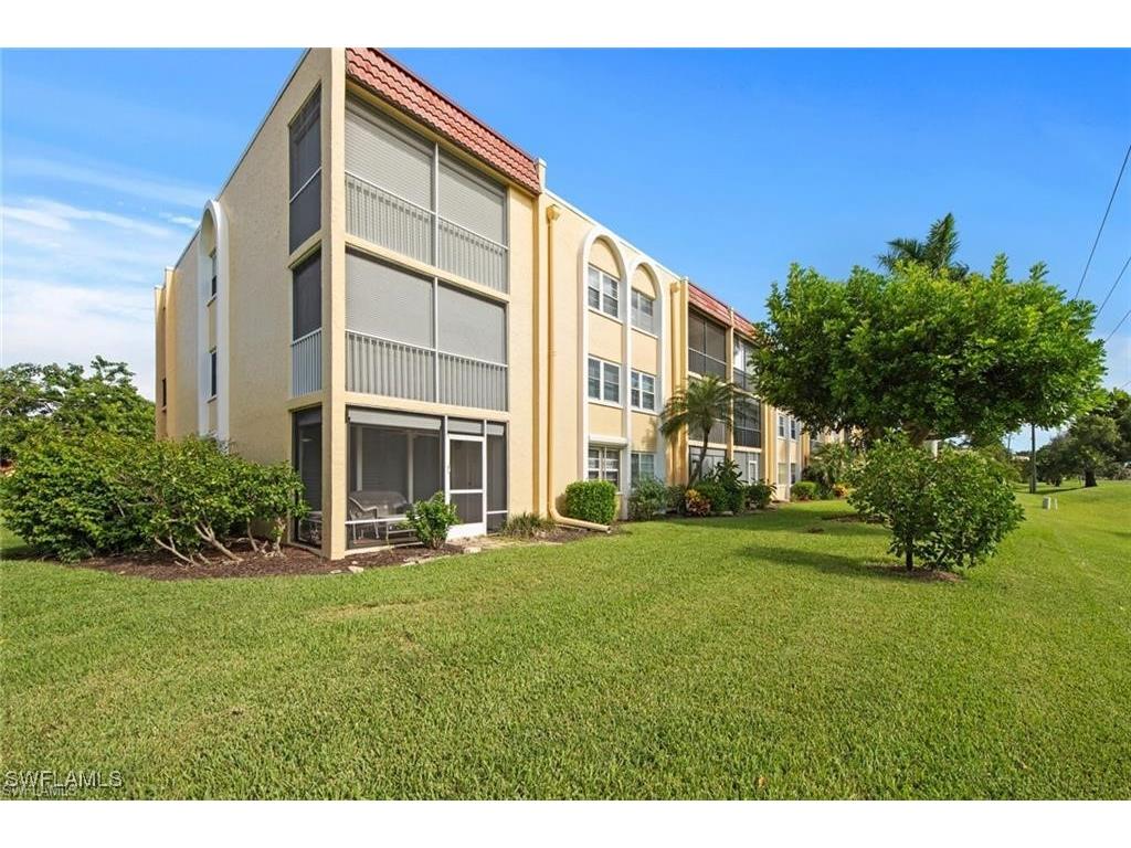 1085 Forest Lakes Drive #8305 Naples FL 34105 226001532 image17