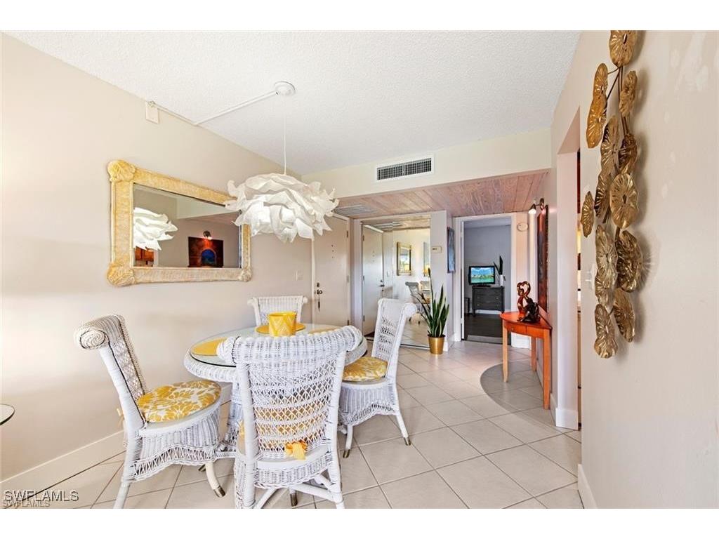 1085 Forest Lakes Drive #8305 Naples FL 34105 226001532 image6