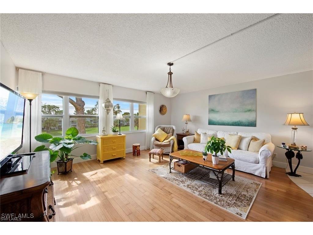 1085 Forest Lakes Drive #8305 Naples FL 34105 226001532 image8