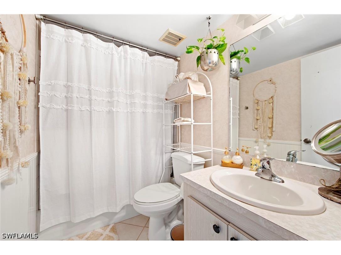 1085 Forest Lakes Drive #8305 Naples FL 34105 226015333 image13