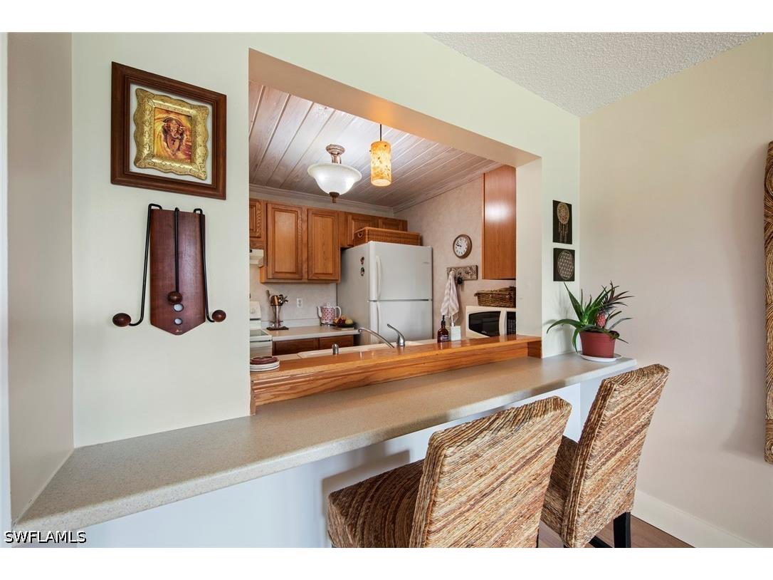 1085 Forest Lakes Drive #8305 Naples FL 34105 226015333 image7