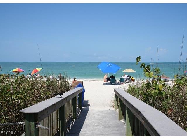 10850 Alvara Point Drive Bonita Springs FL 34135 2025017979 image31