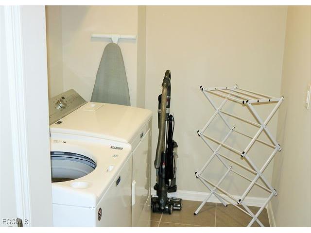 10850 Alvara Point Drive Bonita Springs FL 34135 2025017979 image5