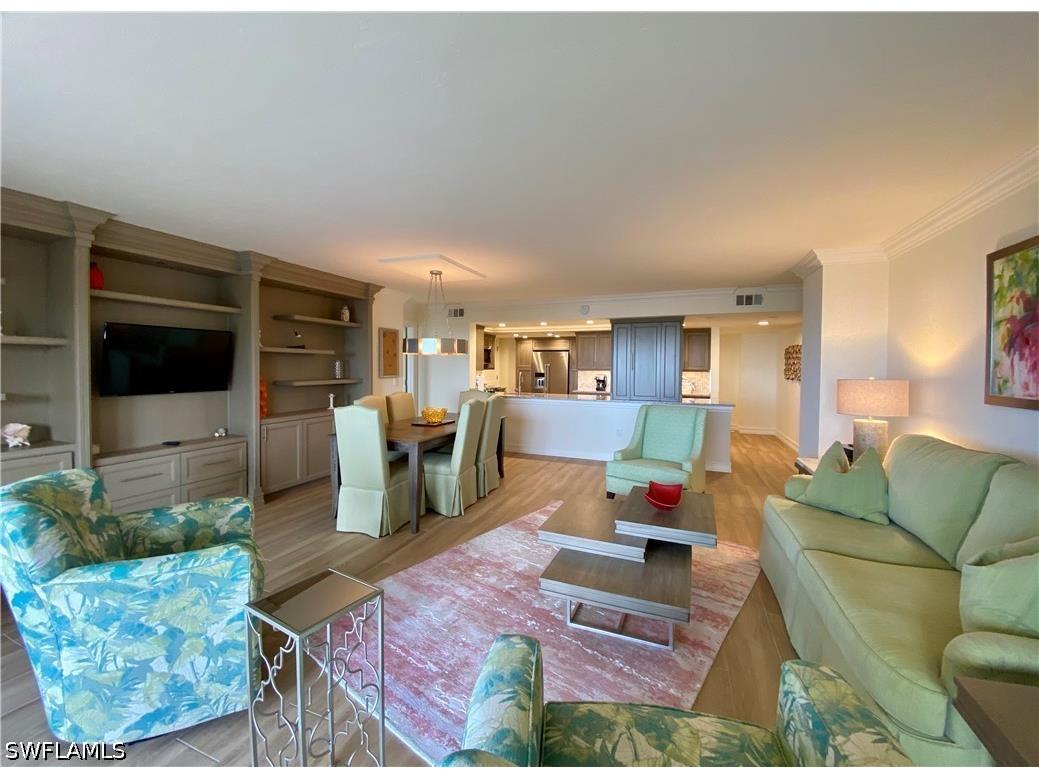10851 Gulf Shore Drive #303 Naples FL 34108 226020098 image3