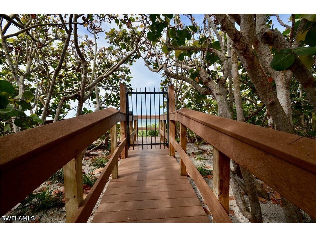 10851 Gulf Shore Drive #303 Naples FL 34108 226020098 image30