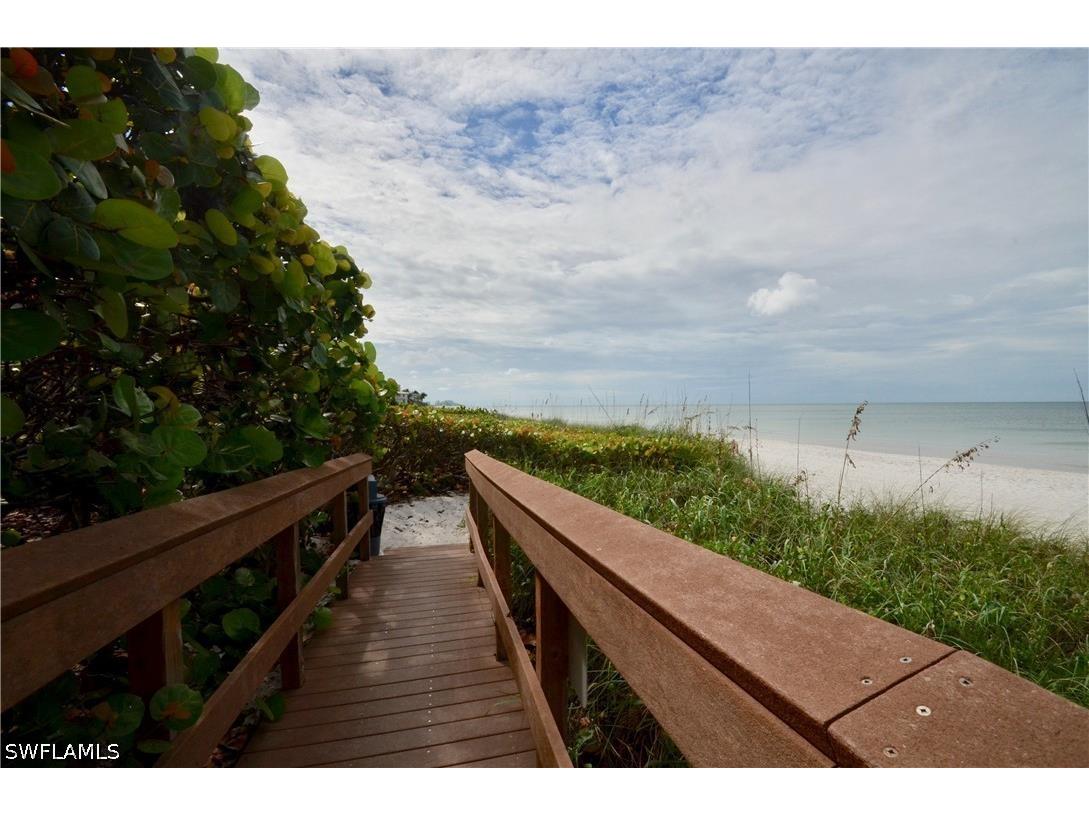 10851 Gulf Shore Drive #303 Naples FL 34108 226020098 image31