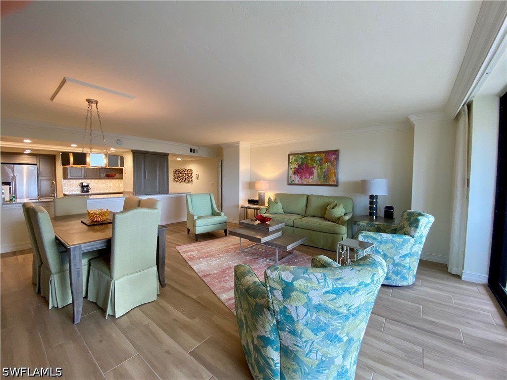 10851 Gulf Shore Drive #303 Naples FL 34108 226020098 image4