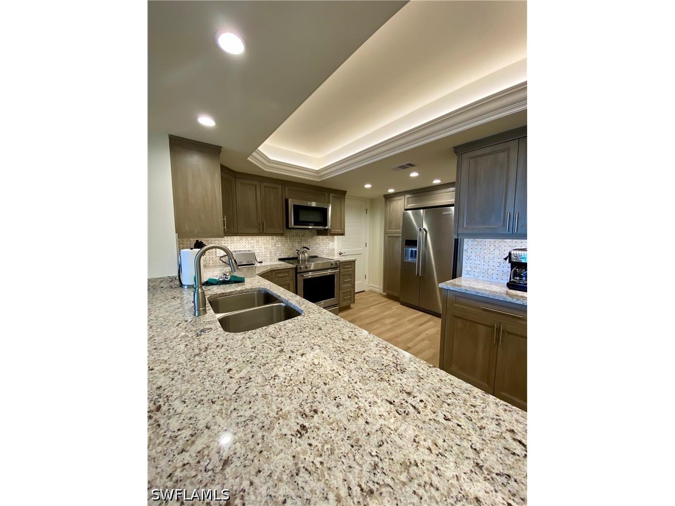 10851 Gulf Shore Drive #303 Naples FL 34108 226020098 image5