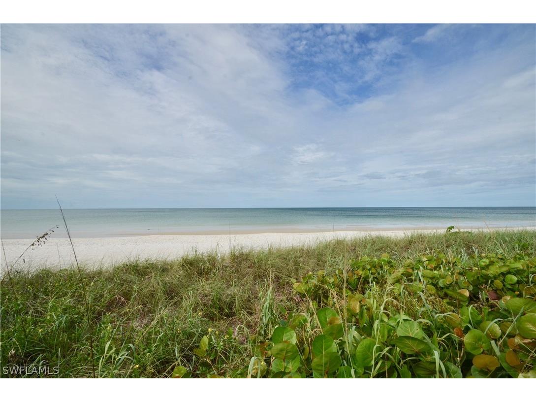 10851 Gulf Shore Drive #1402 Naples FL 34108 222070494 image1