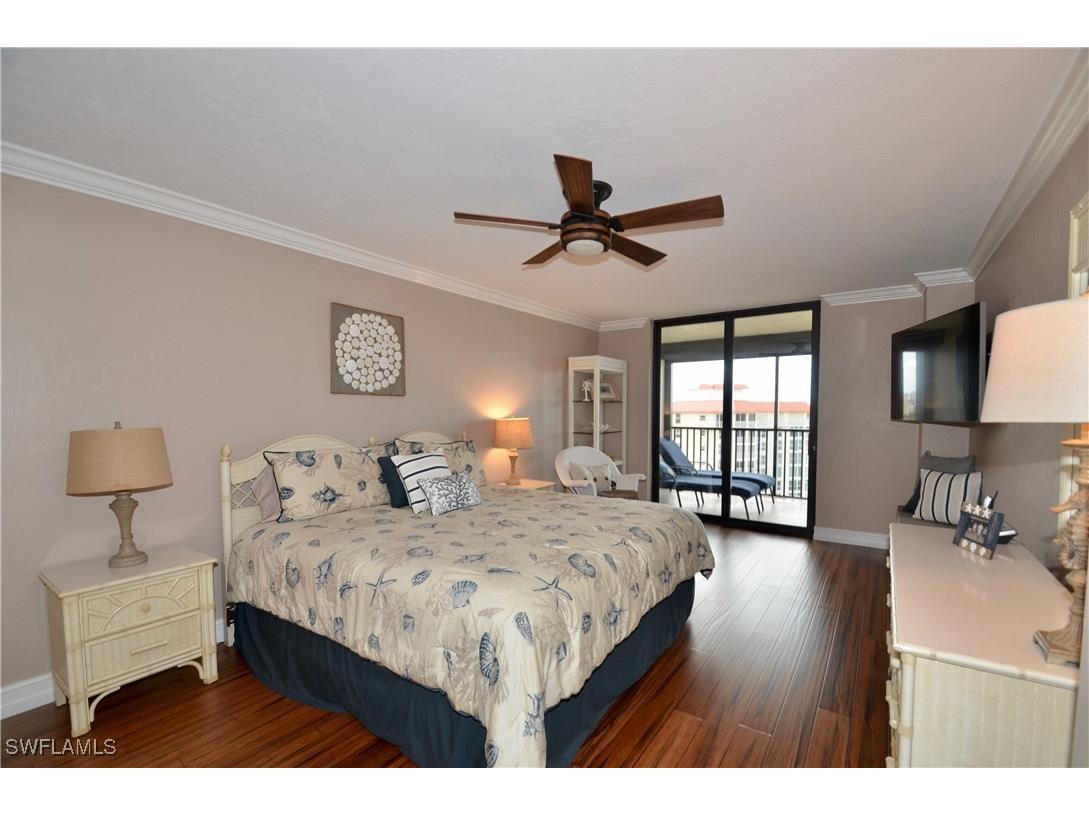 10851 Gulf Shore Drive #1402 Naples FL 34108 225067791 image14