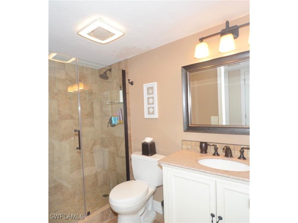 10851 Gulf Shore Drive #1402 Naples FL 34108 225067791 image19