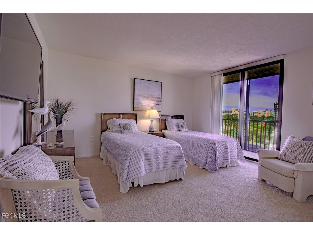 10851 Gulf Shore Drive #301 Naples FL 34108 2025020345 image15