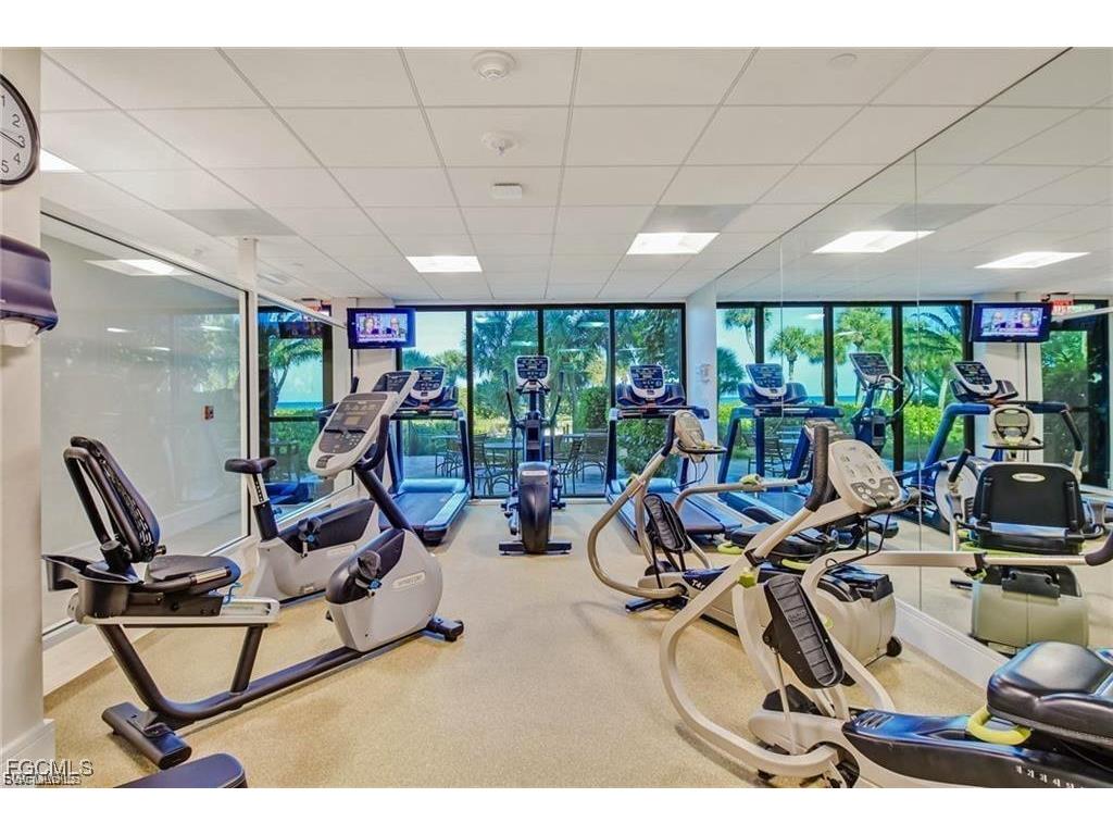 10851 Gulf Shore Drive #301 Naples FL 34108 2025020345 image18