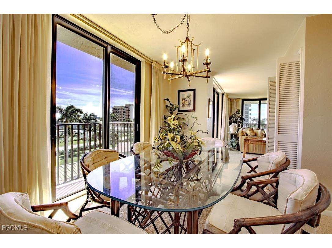 10851 Gulf Shore Drive #301 Naples FL 34108 2025020345 image8