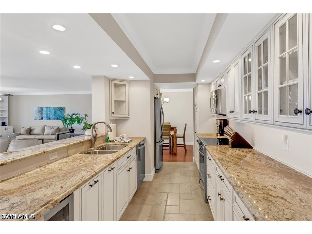 10851 Gulf Shore Drive #502 Naples FL 34108 226017597 image3