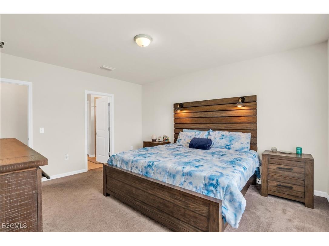 10852 Marlberry Way North Fort Myers FL 33917 2025003439 image12