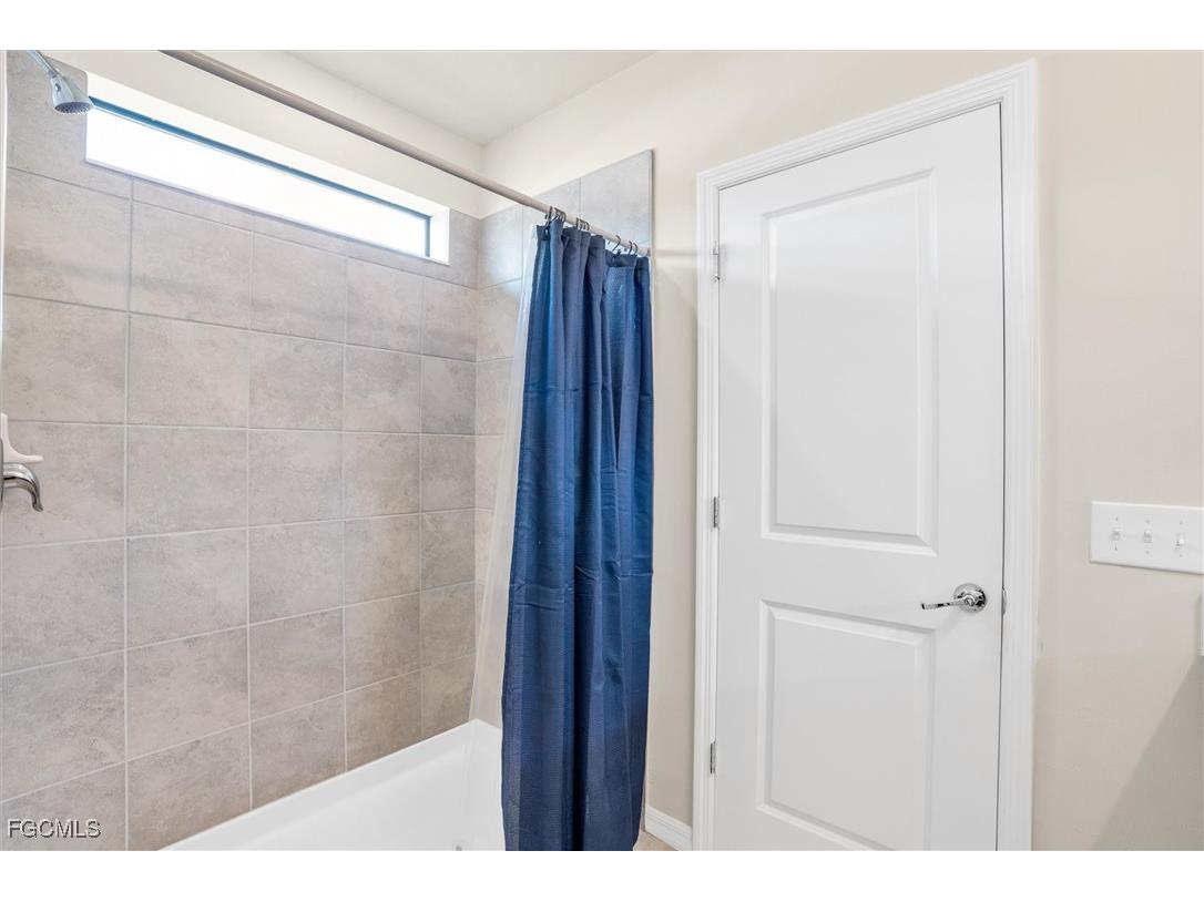 10852 Marlberry Way North Fort Myers FL 33917 2025003439 image15
