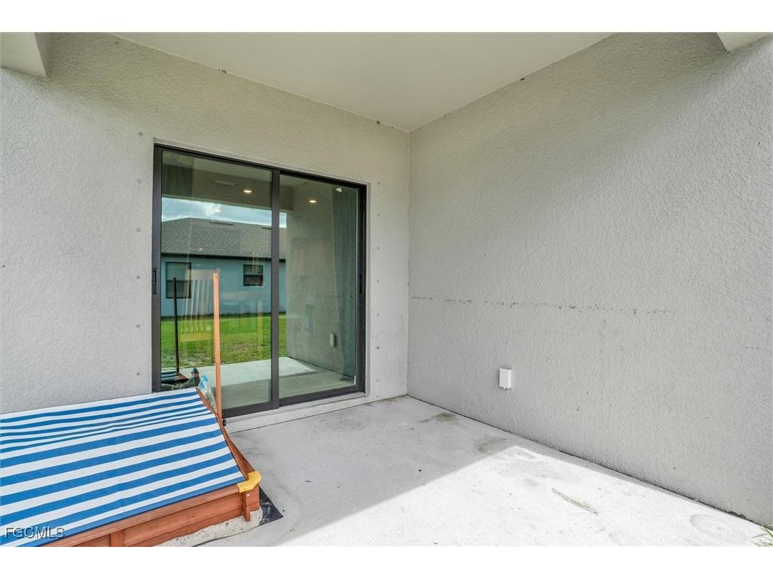 10852 Marlberry Way North Fort Myers FL 33917 2025003439 image24