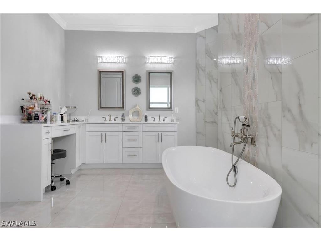 1086 21st Street SW Naples FL 34117 226006961 image21