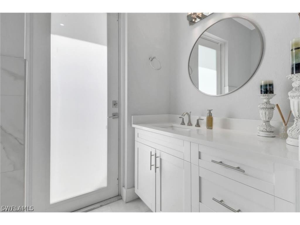 1086 21st Street SW Naples FL 34117 226006961 image28