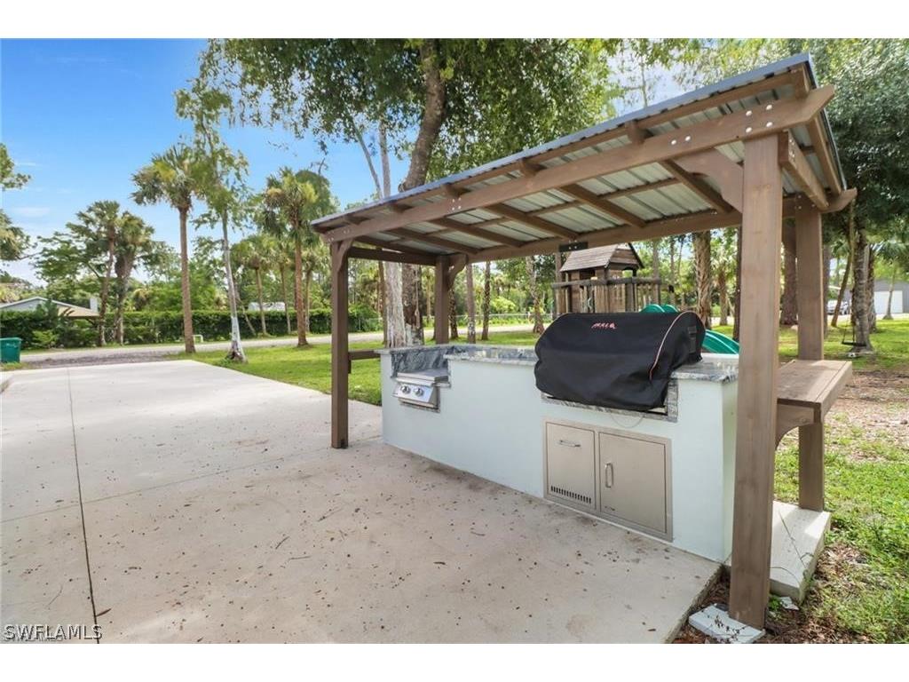 1086 21st Street SW Naples FL 34117 226006961 image34