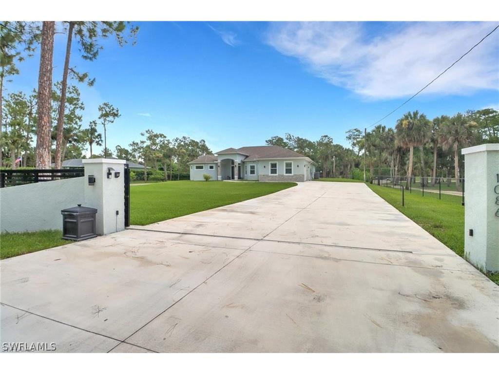 1086 21st Street SW Naples FL 34117 226006961 image4