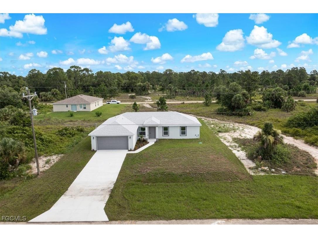 1086 Edgerton Avenue Lehigh Acres FL 33974 2025007267 image1