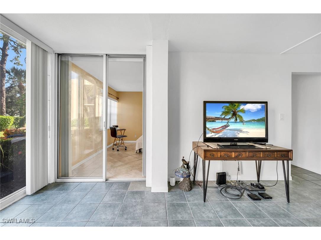 1086 Forest Lakes Drive #102 Naples FL 34105 225080734 image15