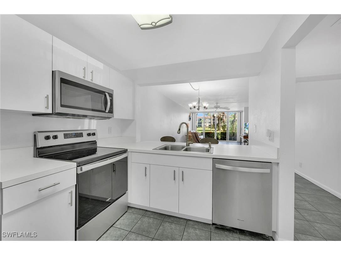 1086 Forest Lakes Drive #102 Naples FL 34105 225080734 image2