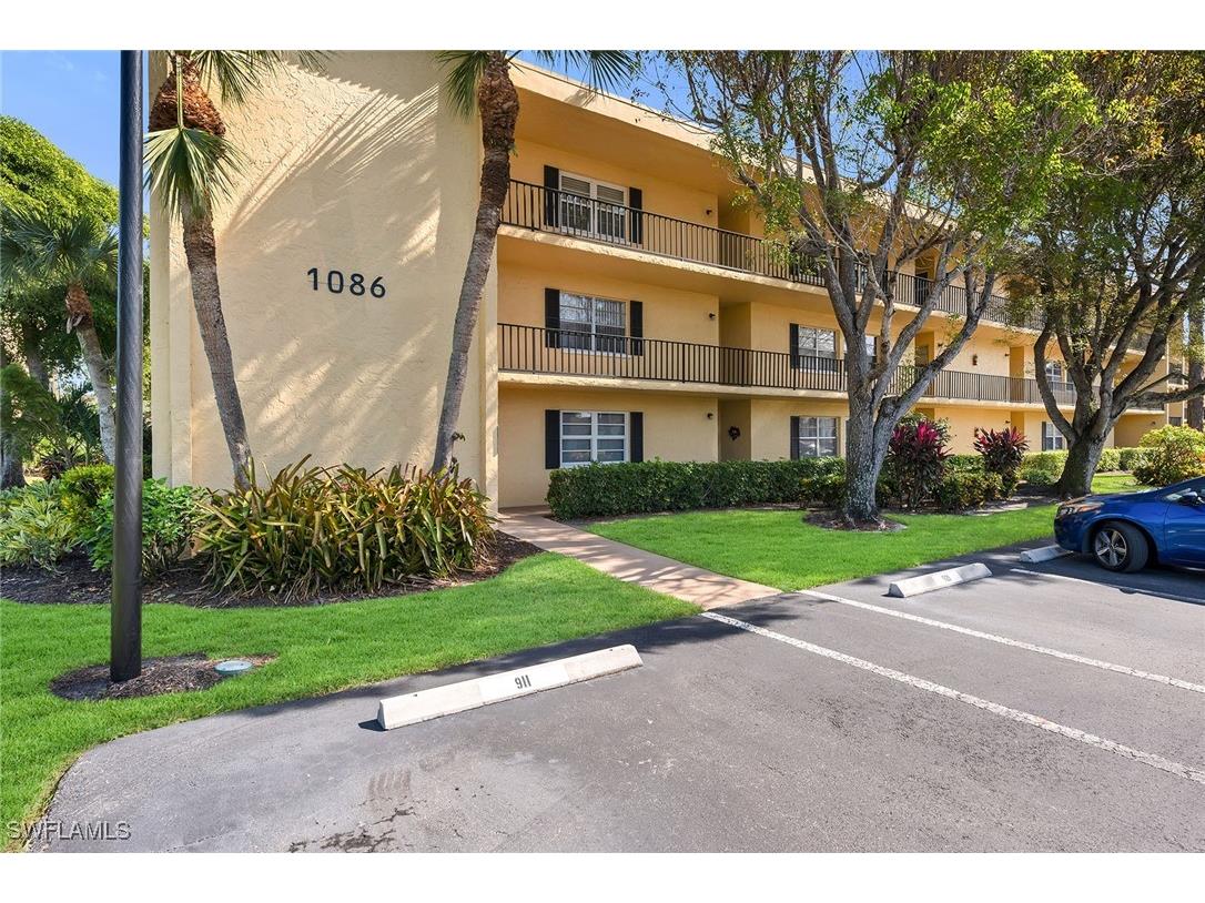 1086 Forest Lakes Drive #102 Naples FL 34105 225080734 image26