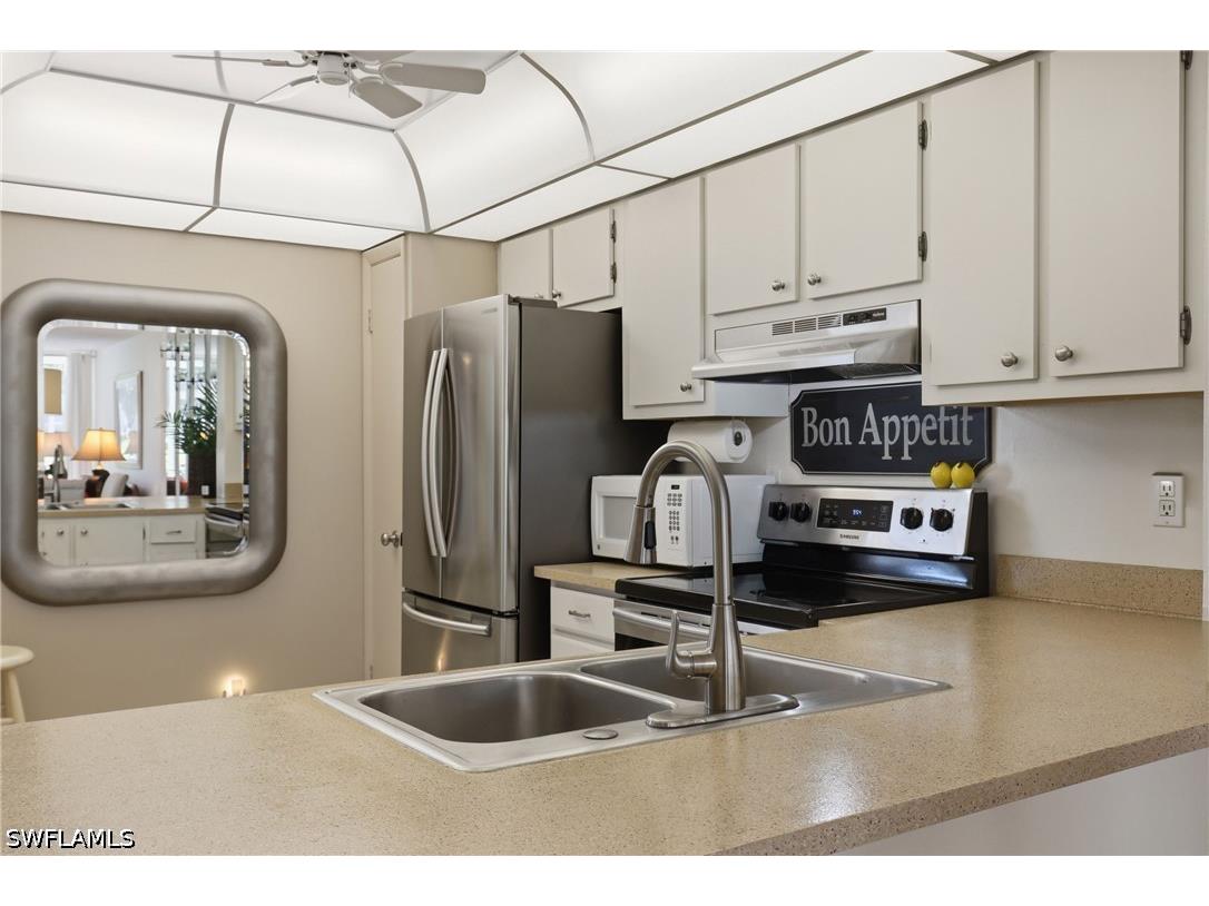 1086 Forest Lakes Drive #106 Naples FL 34105 226018088 image11