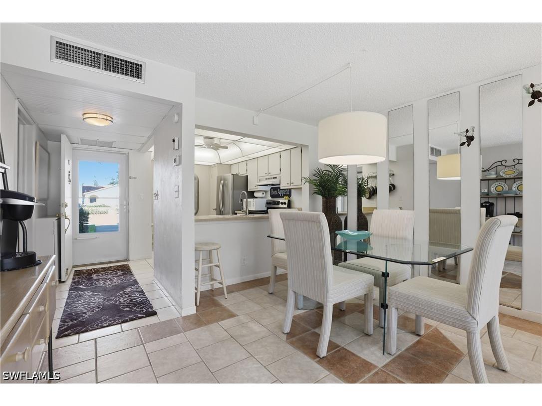 1086 Forest Lakes Drive #106 Naples FL 34105 226018088 image7