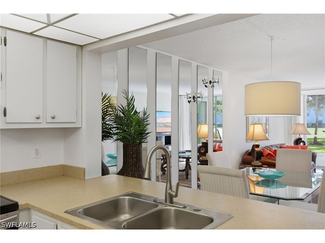 1086 Forest Lakes Drive #106 Naples FL 34105 226019930 image13