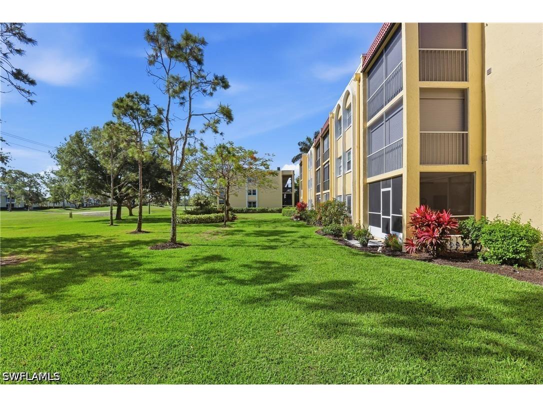 1086 Forest Lakes Drive #106 Naples FL 34105 226019930 image36