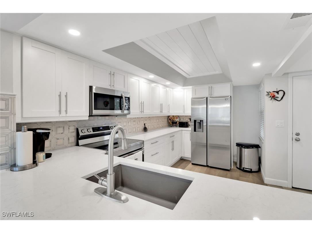 1086 Forest Lakes Drive #9109 Naples FL 34105 225074398 image1