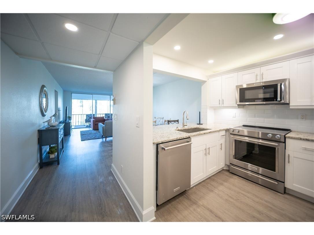 1086 Forest Lakes Drive #9303 Naples FL 34105 226017688 image5