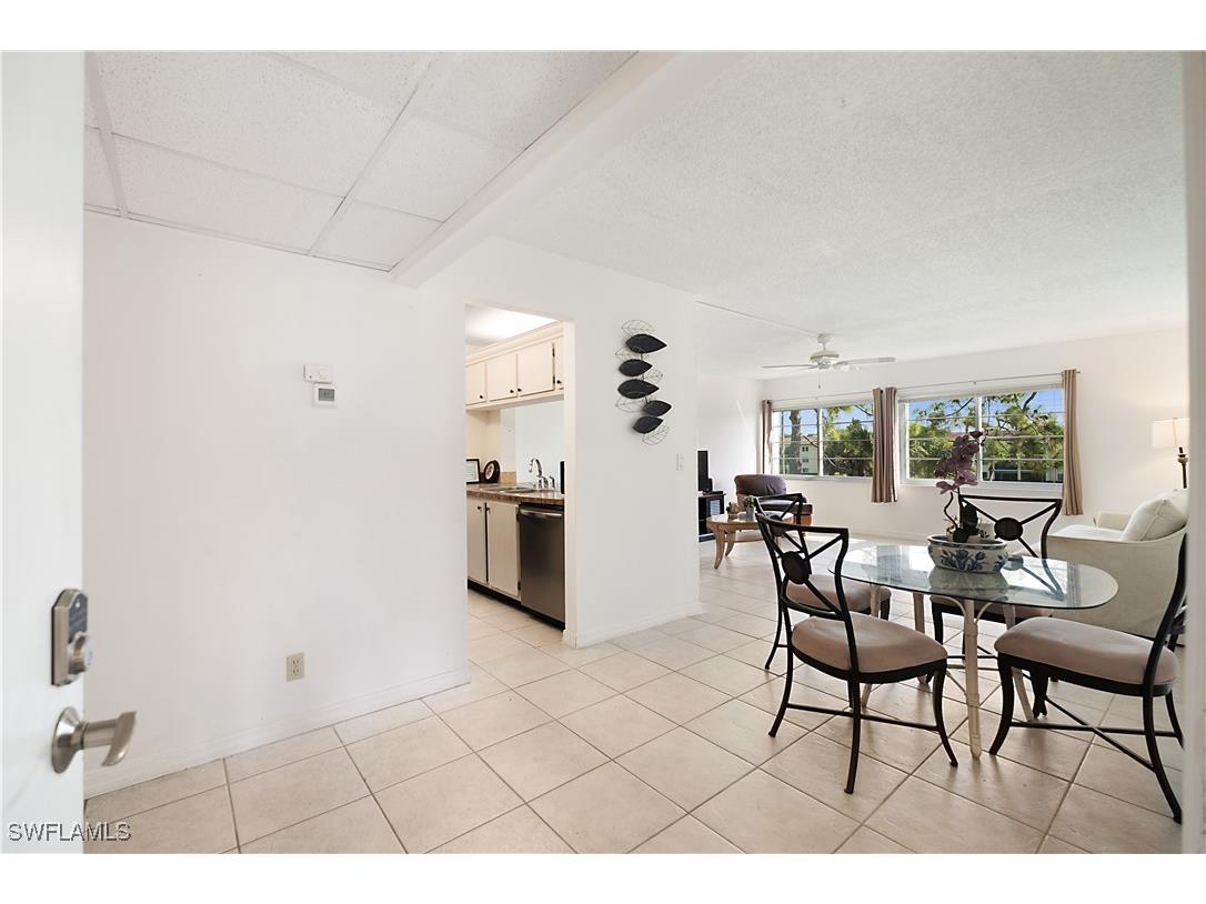 1086 Forest Lakes Drive #9305 Naples FL 34105 225079483 image1
