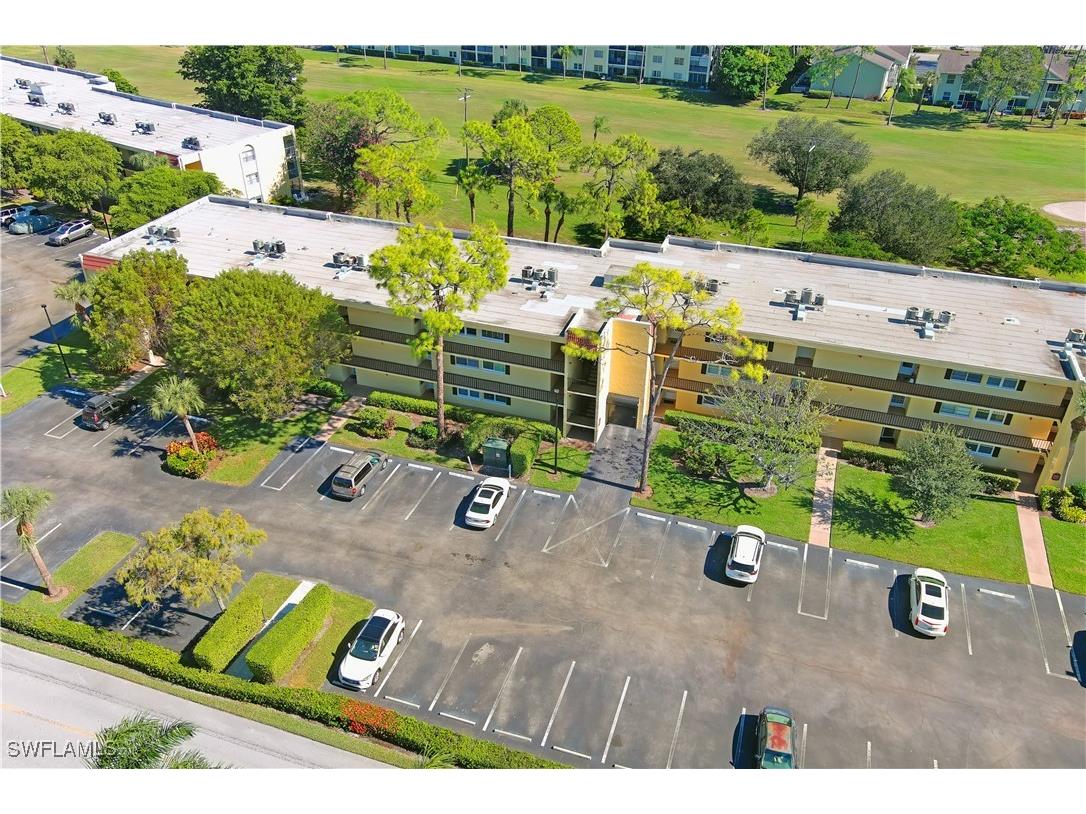 1086 Forest Lakes Drive #9305 Naples FL 34105 225079483 image25