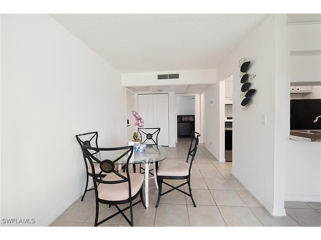 1086 Forest Lakes Drive #9305 Naples FL 34105 225079483 image5