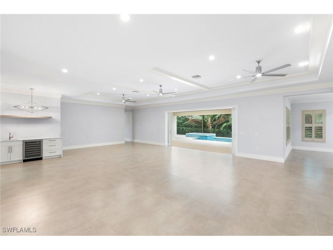 1086 Michigan Avenue Naples FL 34103 225081374 image11