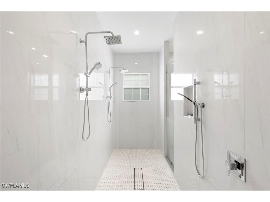 1086 Michigan Avenue Naples FL 34103 225081374 image22