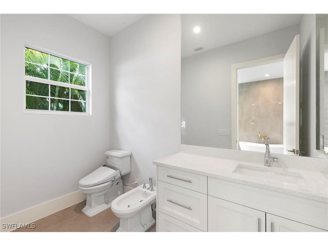 1086 Michigan Avenue Naples FL 34103 225081374 image23