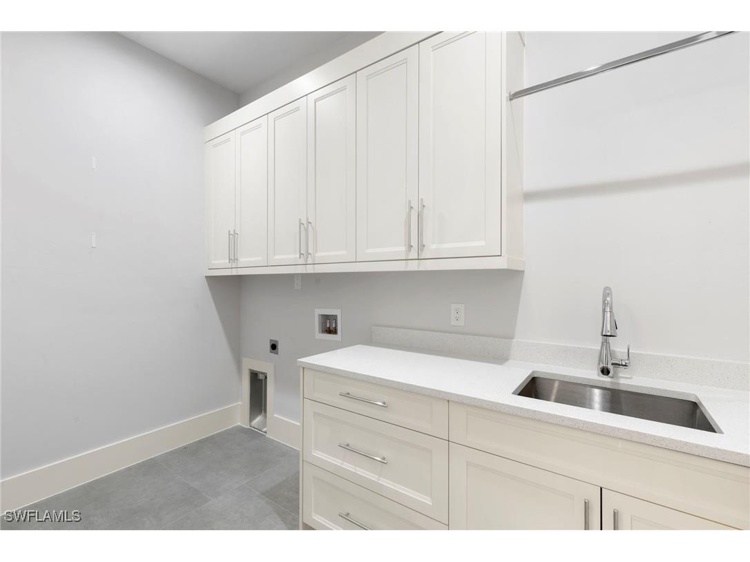 1086 Michigan Avenue Naples FL 34103 225081374 image32