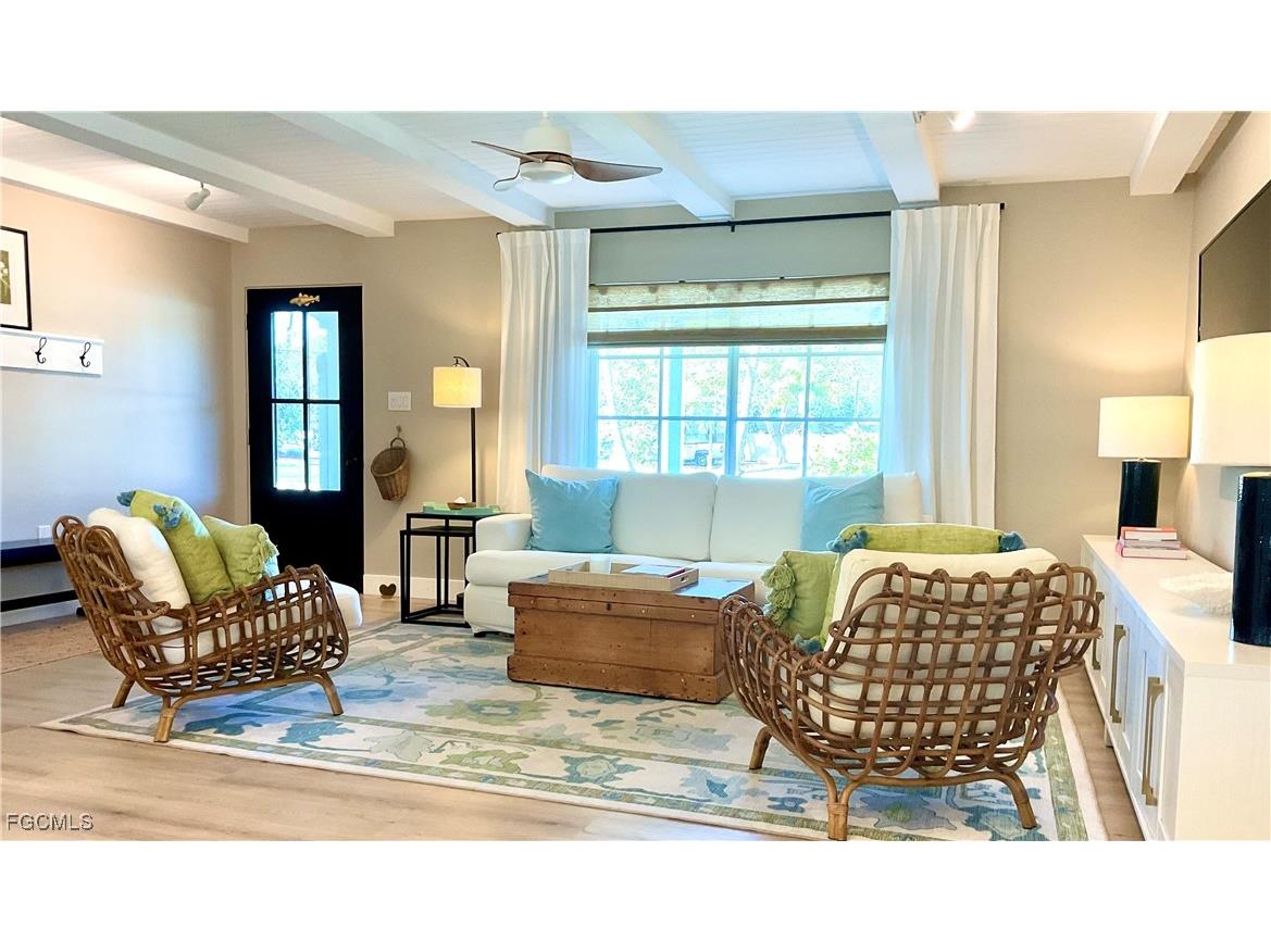 1086 N Town And River Drive Fort Myers FL 33919 2026004233 image3