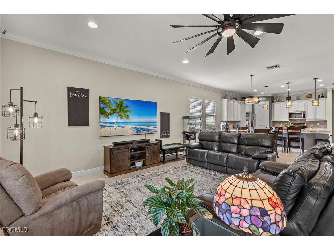 10860 Essex Square Boulevard Fort Myers FL 33913 2025007914 image11