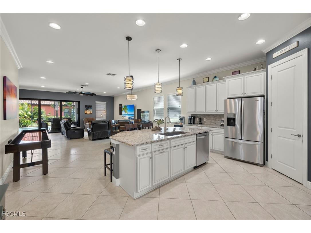 10860 Essex Square Boulevard Fort Myers FL 33913 2025007914 image5