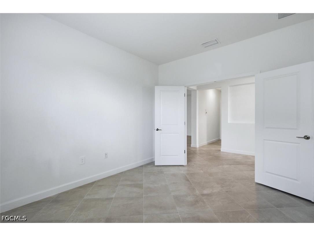 10863 Timber Creek Drive Fort Myers FL 33913 2026028833 image23