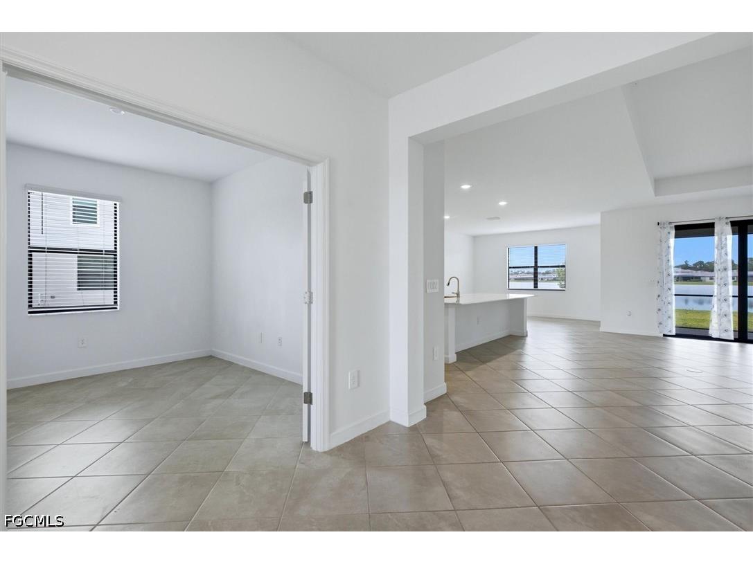 10863 Timber Creek Drive Fort Myers FL 33913 2026028833 image3