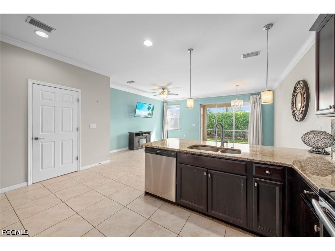 10864 Alvara Way Bonita Springs FL 34135 2026023078 image7